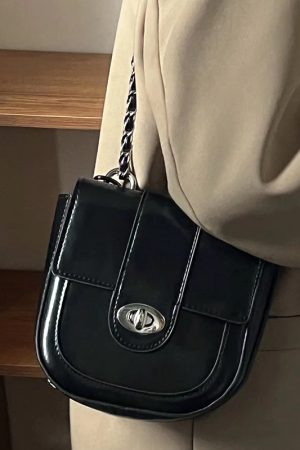 Dark Style Spicy Girl Chain Saddle Bag - 2024 Casual Fashion Small Crossbody Bag for Women, Trendy Y2K Look