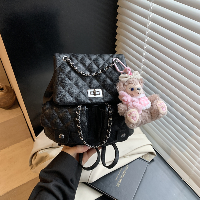 Diamond-Pattern Chain Mini Backpack for Women - Trendy 2025 Chanel-Style Versatile High-End Small Bag Diamond-Pattern Chain Mini Backpack for Women - Trendy 2025 Chanel-Style Versatile High-End Small Bag