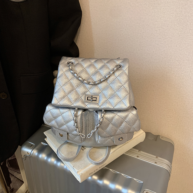 Diamond-Pattern Chain Mini Backpack for Women - Trendy 2025 Chanel-Style Versatile High-End Small Bag Diamond-Pattern Chain Mini Backpack for Women - Trendy 2025 Chanel-Style Versatile High-End Small Bag