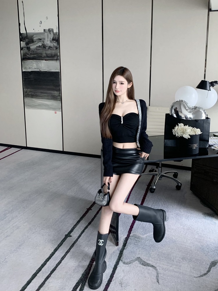 Diamond Strapless Top with Built-In Padding - Fitted Shirt for Stylish Elegance - Perfect for Y2K and Night Out Looks Diamond Strapless Top with Built-In Padding - Fitted Shirt for Stylish Elegance - Perfect for Y2K and Night Out Looks