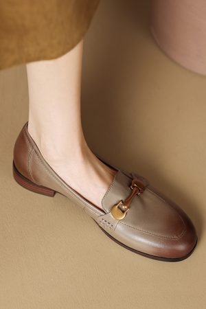 Distressed Brown Chunky Heel Loafers for Women - Genuine Leather Round Toe with Metal Buckle - Retro 90s Style Shoes