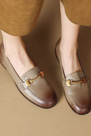Distressed Brown Chunky Heel Loafers for Women - Genuine Leather Round Toe with Metal Buckle - Retro 90s Style Shoes