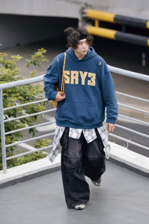 Distressed Straight Leg Retro Workwear Jeans for Men - Versatile Loose Fit Long Pants for Casual 90s Style