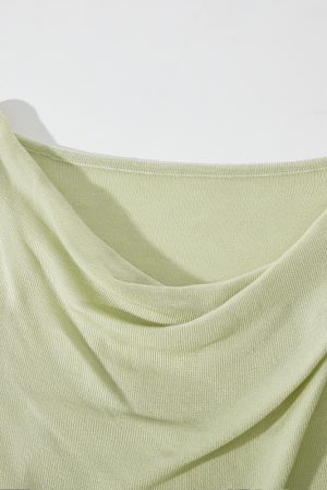 Dopamine Green Loose Short-Sleeve T-Shirt, Summer Knit Top for May Day Outings, Casual Style, Perfect for Photoshoots and Everyday Wear