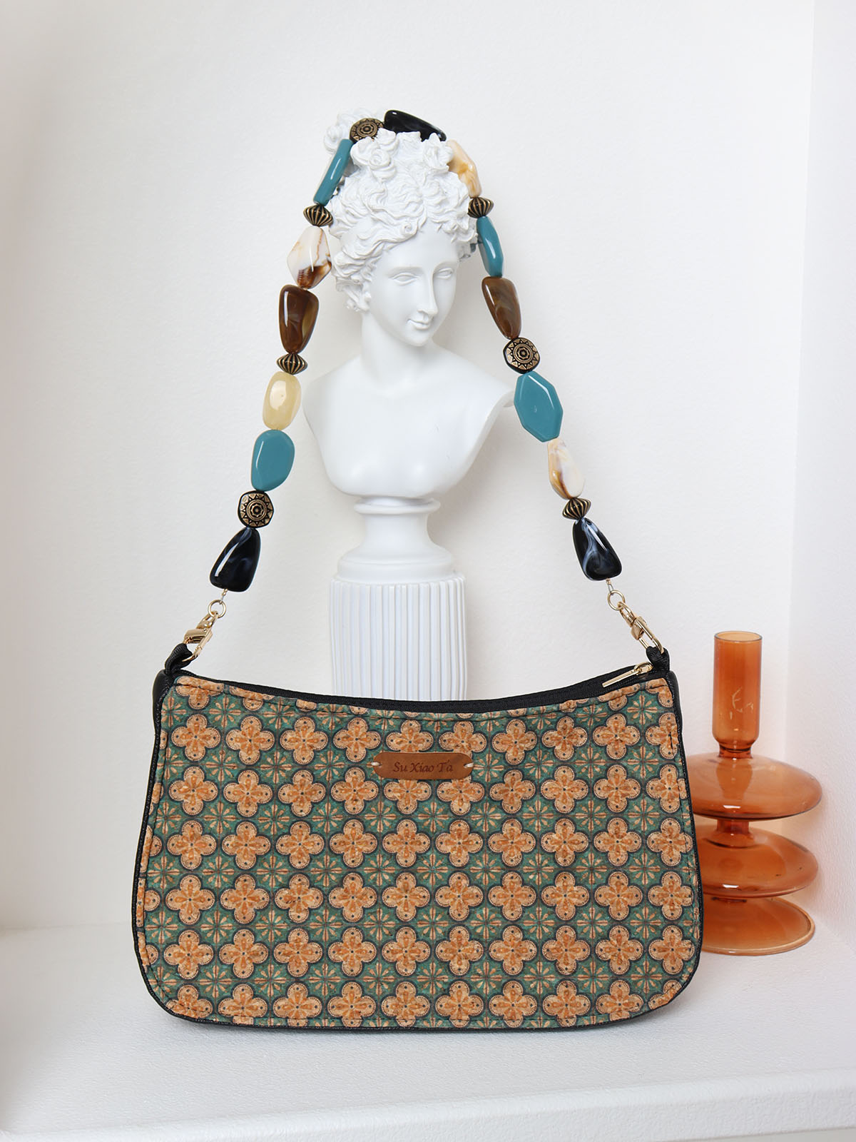 Double-Sided Floral Retro Underarm Bag with Beaded Strap, Vintage Chinese Style Hanfu Crossbody Bag, Unique Niche Design Double-Sided Floral Retro Underarm Bag with Beaded Strap, Vintage Chinese Style Hanfu Crossbody Bag, Unique Niche Design