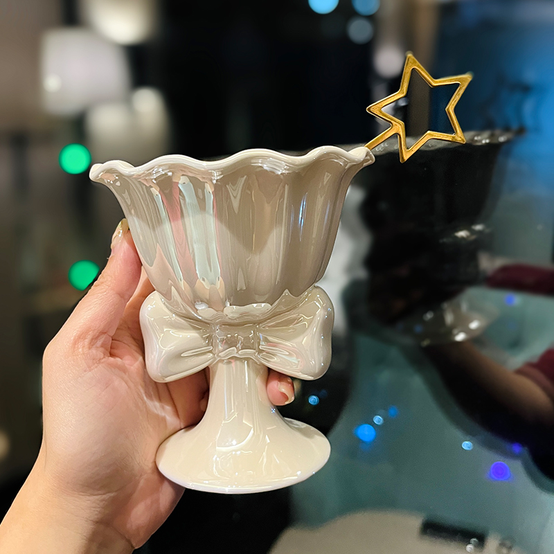 Elegant Bowknot Ceramic Ice Cream Cup - High-Value Girls' Dessert Bowl for Stylish Treats Elegant Bowknot Ceramic Ice Cream Cup - High-Value Girls' Dessert Bowl for Stylish Treats