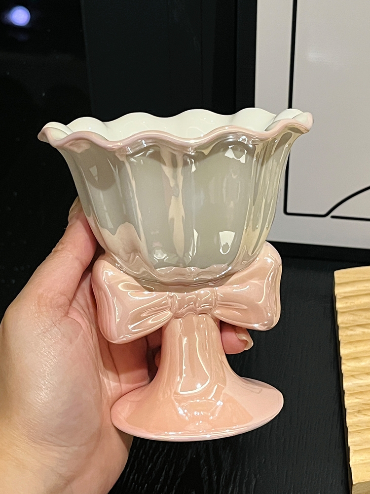 Elegant Bowknot Ceramic Ice Cream Cup - High-Value Girls' Dessert Bowl for Stylish Treats Elegant Bowknot Ceramic Ice Cream Cup - High-Value Girls' Dessert Bowl for Stylish Treats