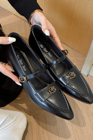 Elegant Chinese-Style Vintage Mid-Heel Shoes for Women - Handmade Genuine Leather Deer and Nara Commuting Footwear