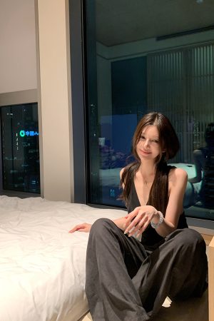 Elegant Drape Neck Backless Sleeveless Top for Women - Summer French Style Blouse, Chic Evening Wear, Perfect for Dinner Parties