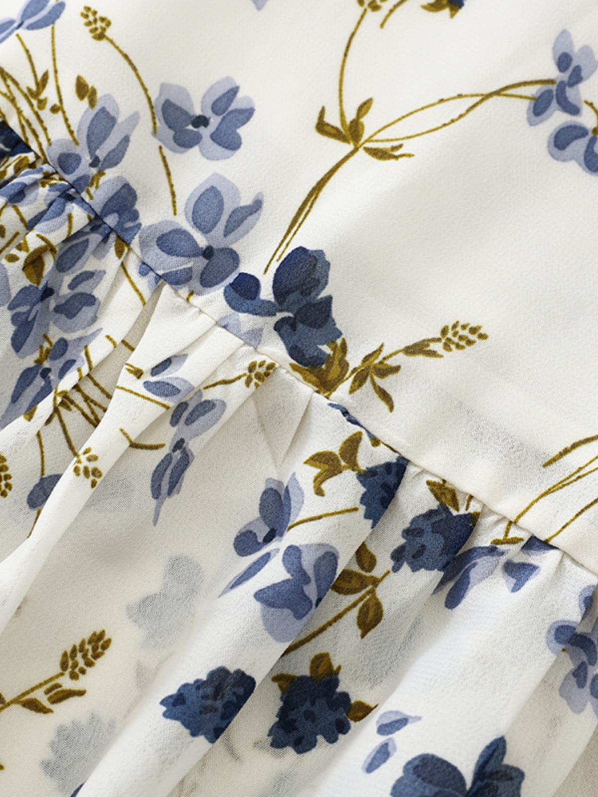 Elegant Floral Spaghetti Strap Long White Dress - French Style Summer Vacation 2025 Women's Fashion Elegant Floral Spaghetti Strap Long White Dress - French Style Summer Vacation 2025 Women's Fashion