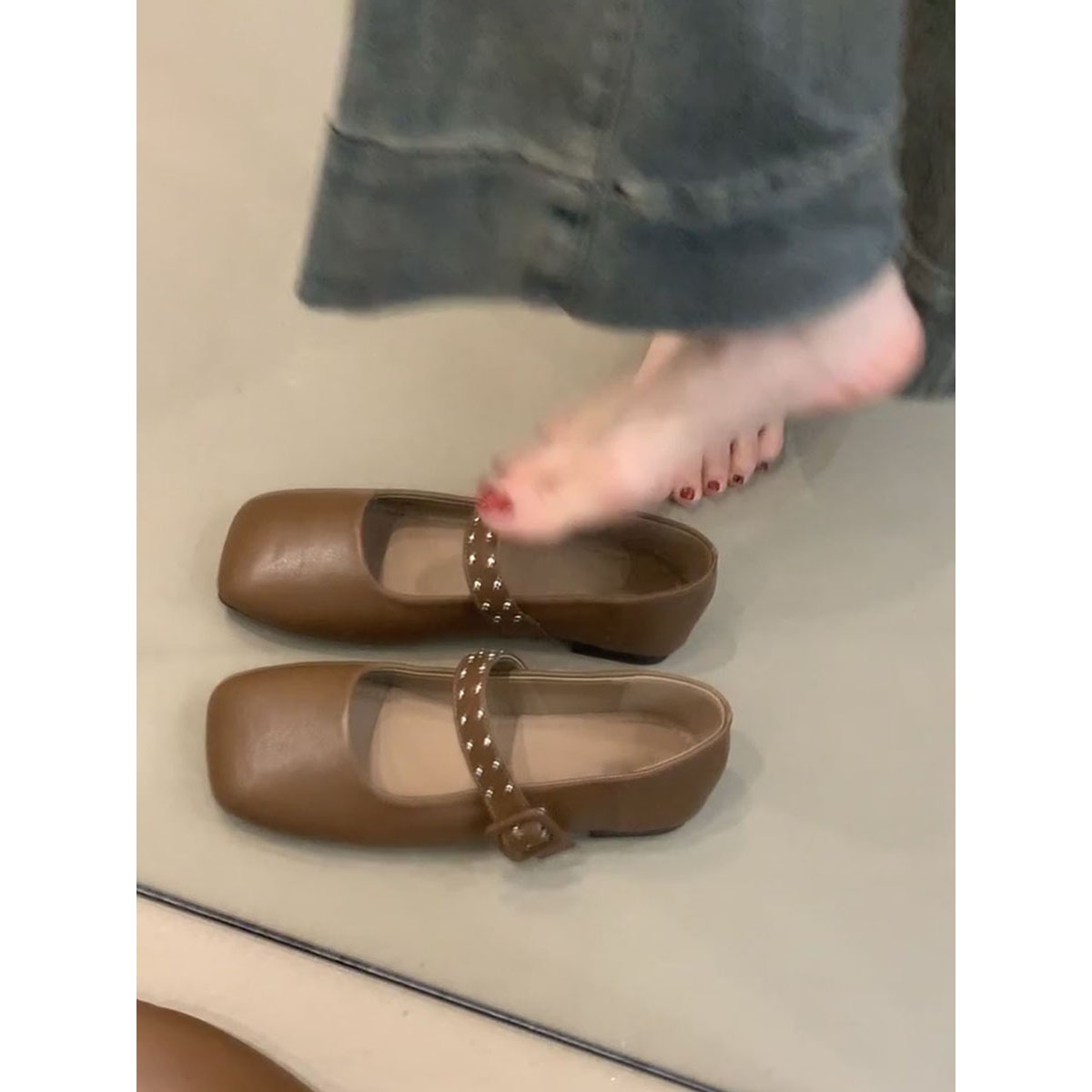 Elegant Retro Mary Jane Shoes for Women - Sheepskin French Square-Toe Flat Ballet Shoes with Shallow Strap, Y2K Style Elegant Retro Mary Jane Shoes for Women - Sheepskin French Square-Toe Flat Ballet Shoes with Shallow Strap, Y2K Style