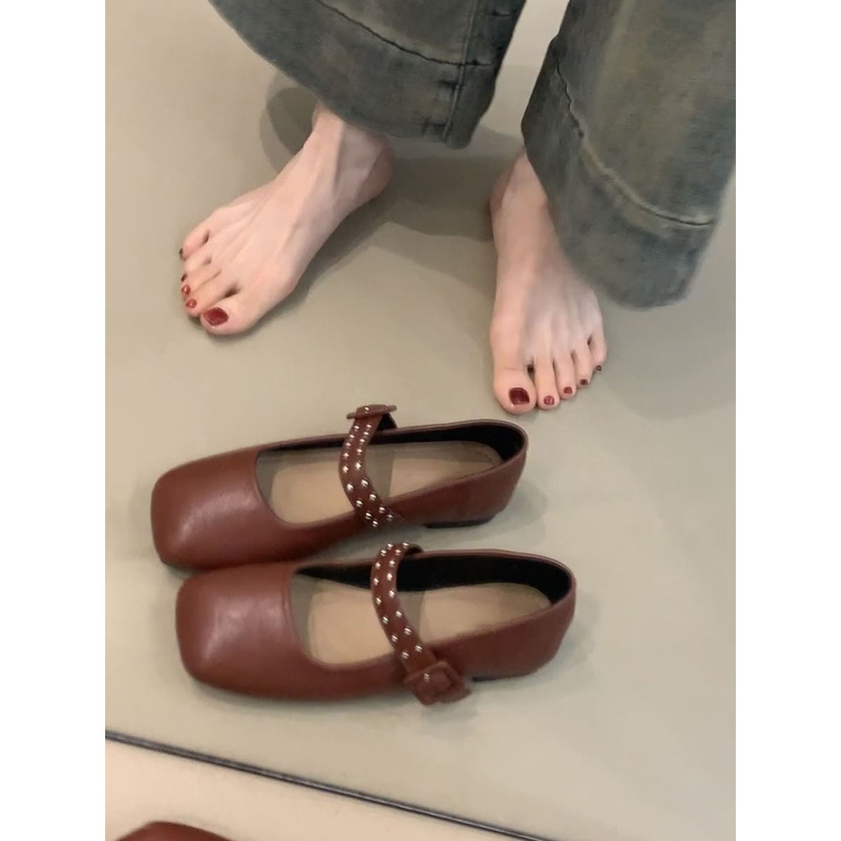 Elegant Retro Mary Jane Shoes for Women - Sheepskin French Square-Toe Flat Ballet Shoes with Shallow Strap, Y2K Style Elegant Retro Mary Jane Shoes for Women - Sheepskin French Square-Toe Flat Ballet Shoes with Shallow Strap, Y2K Style