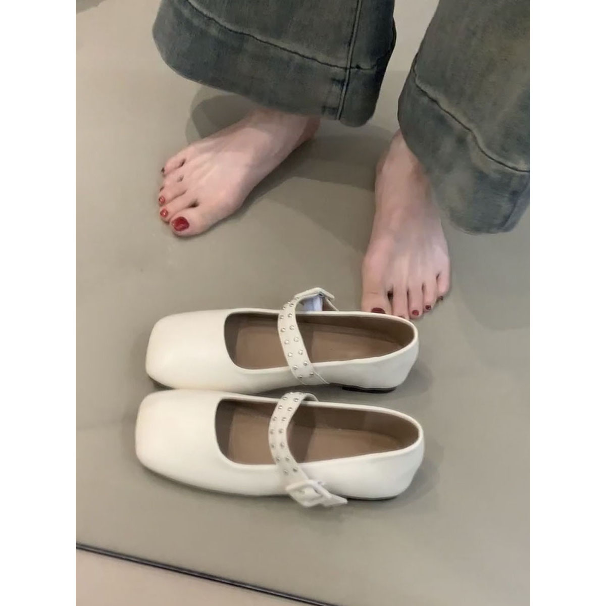 Elegant Retro Mary Jane Shoes for Women - Sheepskin French Square-Toe Flat Ballet Shoes with Shallow Strap, Y2K Style Elegant Retro Mary Jane Shoes for Women - Sheepskin French Square-Toe Flat Ballet Shoes with Shallow Strap, Y2K Style