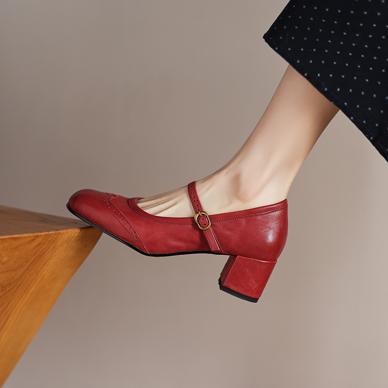 Elegant Square-Toed High-Heeled Mary Janes for Women - Chunky Heel, Shallow Mouth, Italian Style, High-Quality Fashion Footwear Elegant Square-Toed High-Heeled Mary Janes for Women - Chunky Heel, Shallow Mouth, Italian Style, High-Quality Fashion Footwear