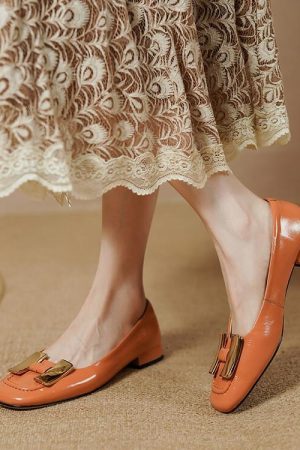 Elegant Vintage Metal Buckle Flat Square-Toe Women's Leather Shoes - Soft Sole, French Style Footwear for Effortless Chic