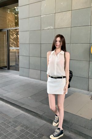 Elegant White Sleeveless Bodycon Dress in Cotton and Linen - Summer Prologue Style, Chic and Versatile for 90s and Y2K Fashion