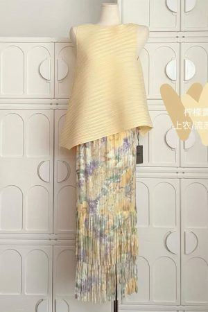 Elegant White Sleeveless Top with Pleated Tassel Skirt - Spring Summer Women's Fashion, Miyake Style, Chic and Trendy Look