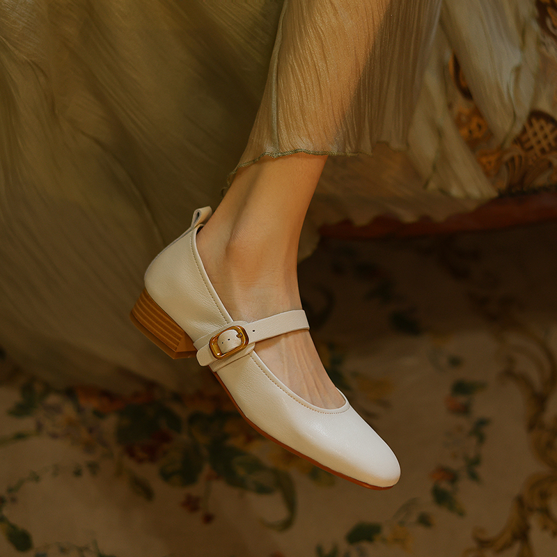 Elegant Women's Genuine Leather French Artistic Mid-Heel Round-Toe Mary Jane Flats - Stylish College Chic Footwear Elegant Women's Genuine Leather French Artistic Mid-Heel Round-Toe Mary Jane Flats - Stylish College Chic Footwear