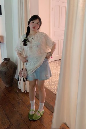 Embroidered Chinese Style Lace T-Shirt for Women, Short Sleeve Plus Size Top, Summer 2025 Fashion, Bohemian & National Wind Design