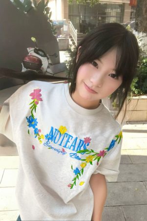 Embroidered Floral Heavyweight Short-Sleeve T-Shirt for Women - Summer 2025 Trendy Couple's Top, Y2K Style