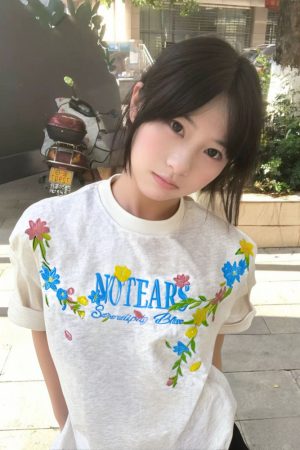 Embroidered Floral Heavyweight Short-Sleeve T-Shirt for Women - Summer 2025 Trendy Couple's Top, Y2K Style