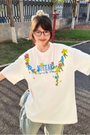 Embroidered Floral Heavyweight Short-Sleeve T-Shirt for Women - Summer 2025 Trendy Couple's Top, Y2K Style