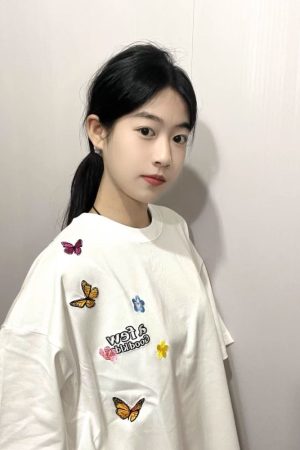 Embroidered Flying Butterfly Short Sleeve T-Shirt for Women, Summer Cotton Top, Unique Couple Outfit, Trendy Y2K Style