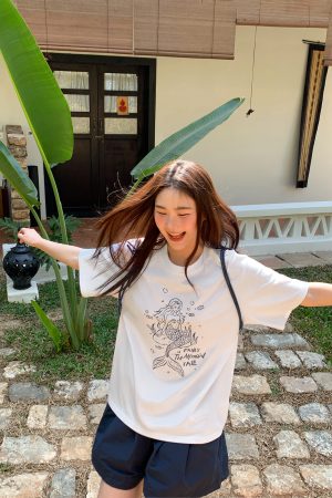 Embroidered Mermaid Print Short-Sleeve T-Shirt for Women - Summer Loose Top, Age-Reducing, Niche Style, 90s Inspired Fashion