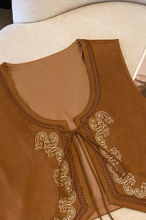 Ethnic Style Brown Suede Embroidered Lace-Up Vest for Women - Versatile Backless Travel Outfit with Artistic Temperament