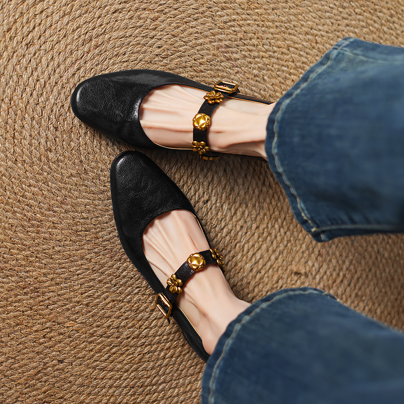 Exquisite Italian Leather Mary Janes for Women - Chunky Mid-Heel Small Heel Shoes, Elegant French Style Exquisite Italian Leather Mary Janes for Women - Chunky Mid-Heel Small Heel Shoes, Elegant French Style