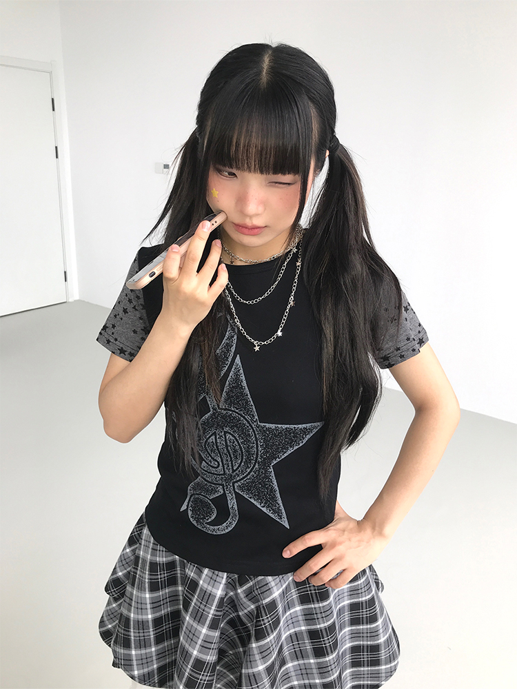 Faded Multicolor Printed T-Shirt for Women - Summer Spliced Flutter Sleeve Short Sleeve Top in Black, White, and Gray Faded Multicolor Printed T-Shirt for Women - Summer Spliced Flutter Sleeve Short Sleeve Top in Black, White, and Gray