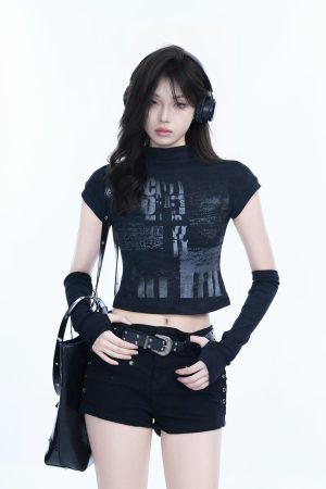 Fitted Cropped Short Sleeve T-Shirt for Women - Spicy Girl Design with Half High Neck, Perfect for Layering, Trendy Style