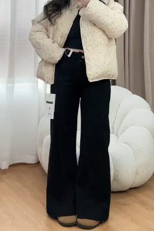 Flared Bell-Bottom Pants for Pear-Shaped Figures, Loose-Fitting Wide-Leg Black Denim Jeans for Women