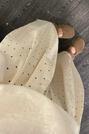 Flattering Floral Plus Size Wide-Leg Cropped Balloon Pants for Women - Casual Summer Style for Pear-Shaped Figures