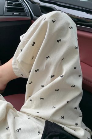 Flattering Floral Plus Size Wide-Leg Cropped Balloon Pants for Women - Casual Summer Style for Pear-Shaped Figures