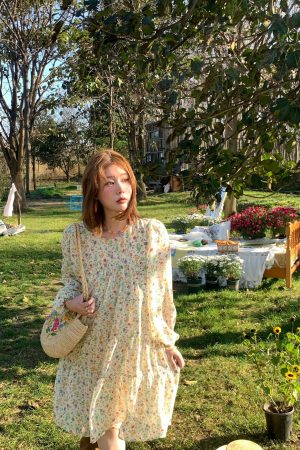 Floral Long Sleeve Chiffon Dress for Women - Spring Loose Puff Sleeve Cake Dress, Vintage Flower Dance Style, Perfect for Spring Events