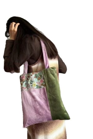 Floral Patchwork Velvet Tote Bag - Vintage Large-Capacity Commuter Shoulder Handbag for Casual Everyday Use