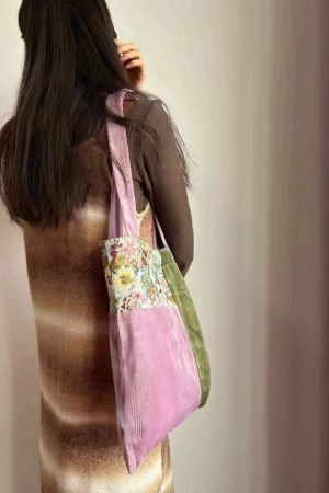 Floral Patchwork Velvet Tote Bag - Vintage Large-Capacity Commuter Shoulder Handbag for Casual Everyday Use