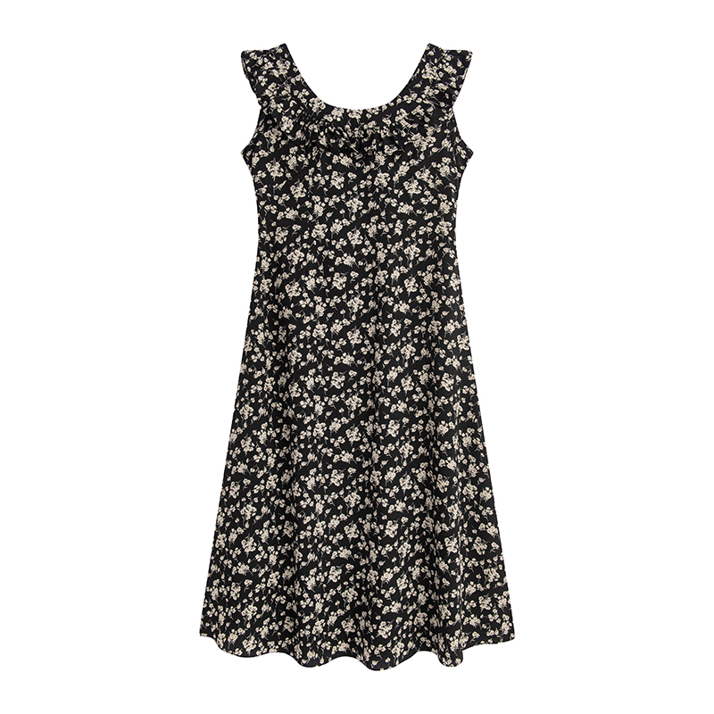 Floral Ruffled Sleeve Tea Dress - Curvy Fit, Waist-Defined, Vintage-Inspired Floral Print, Perfect for Y2K and Summer Events Floral Ruffled Sleeve Tea Dress - Curvy Fit, Waist-Defined, Vintage-Inspired Floral Print, Perfect for Y2K and Summer Events