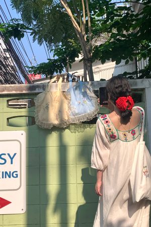 Flower Butterfly Lace Pearl Shimmering Crossbody Bag - Women's Vintage Summer Large Capacity Shoulder Bag