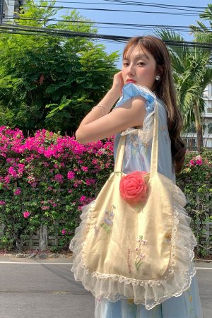 Flower Butterfly Lace Pearl Shimmering Crossbody Bag - Women's Vintage Summer Large Capacity Shoulder Bag