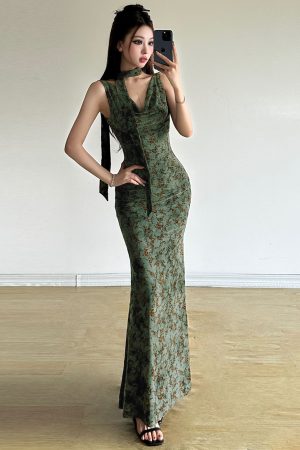 Flowing Collar Fishtail Long Dress for Women in Green Pine - Body-Hugging Chinese Style with Ancient Rhyme Design