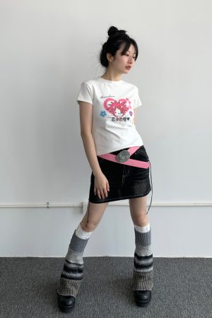 Forget Love Y2K Cartoon Graphic Slim-Fit White T-Shirt for Women - Casual Short Sleeve Tee