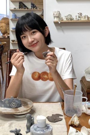 French Bread Print Shoulder-Baring Short Sleeve Top - Slim Fit Pure Cotton Fashion Tee for 25SS, Trendy Casual Wear