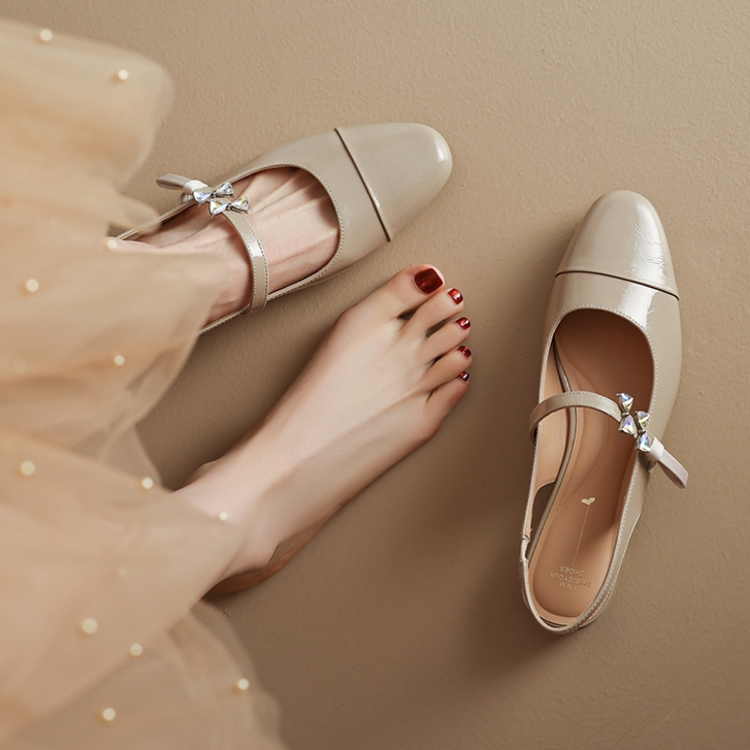 French Fairy Style Chunky Heel Backless Open-Toe Sandals for Women - Elegant Spliced Design, Perfect for Y2K and Summer Fashion French Fairy Style Chunky Heel Backless Open-Toe Sandals for Women - Elegant Spliced Design, Perfect for Y2K and Summer Fashion