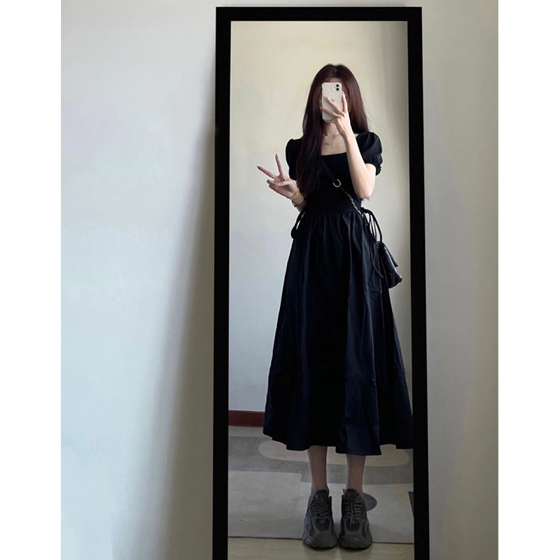 French Hepburn-Style Mid-Length Black Dress - Square Neck, Waist-Cinching, Elegant Casual Summer Dress for Women French Hepburn-Style Mid-Length Black Dress - Square Neck, Waist-Cinching, Elegant Casual Summer Dress for Women