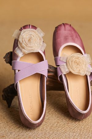 French Retro Artistic Flat Ballet Shoes with Deer and Nara Design - Trendy Fairy Style for Y2K and Korean Fashion Lovers