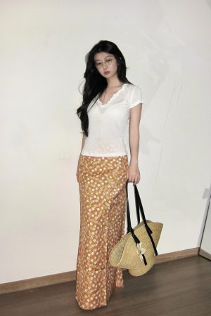 French Style Artistic Floral Half Skirt - Sweet Little Pumpkin Slimming H-Line White T-Shirt - Trendy Y2K Fashion