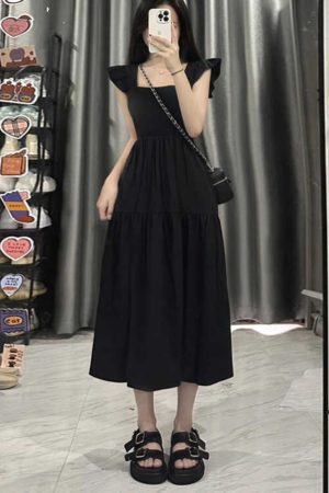 French-Style Black Square Neck Sleeveless Dress with Small Flying Sleeves for Women - 2025 Summer Petite Slim Mid-Length Fashion.