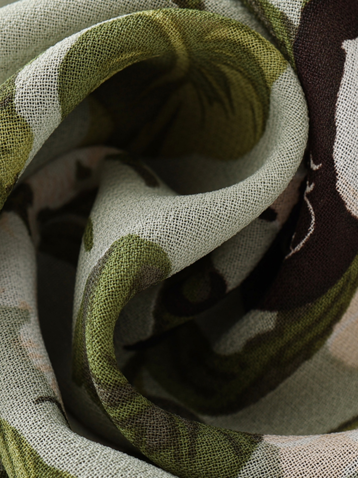 French-Style Green Sling Dress - Summer 2025 Women's Slim Fit Vacation Dress French-Style Green Sling Dress - Summer 2025 Women's Slim Fit Vacation Dress